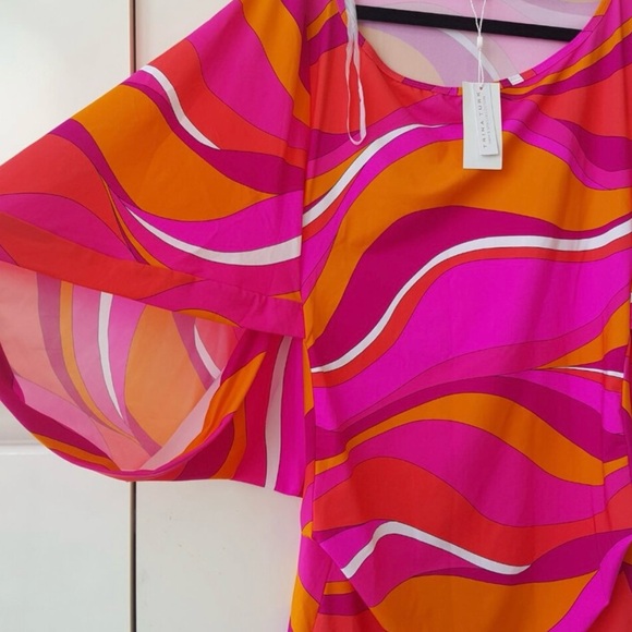 Trina Turk ♥️🩷🧡 Tunic - Picture 7 of 10